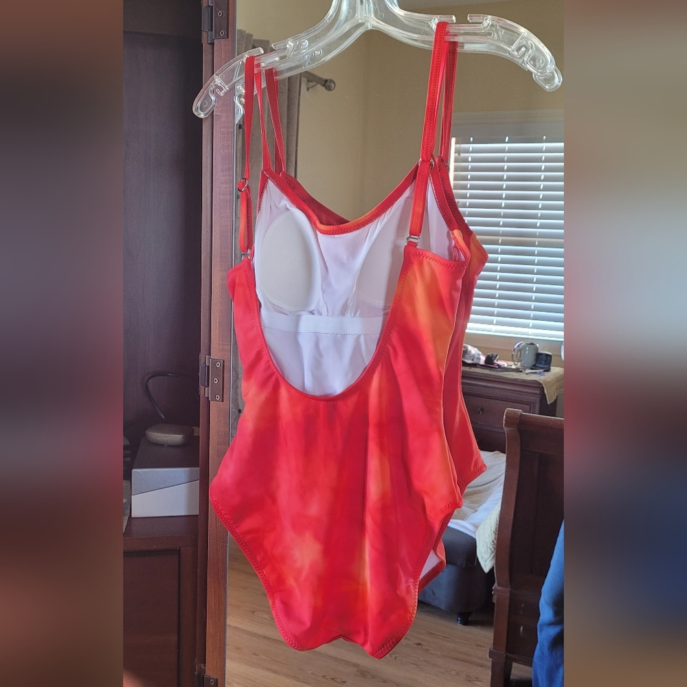 Bathing Suit - Picture 3 of 5
